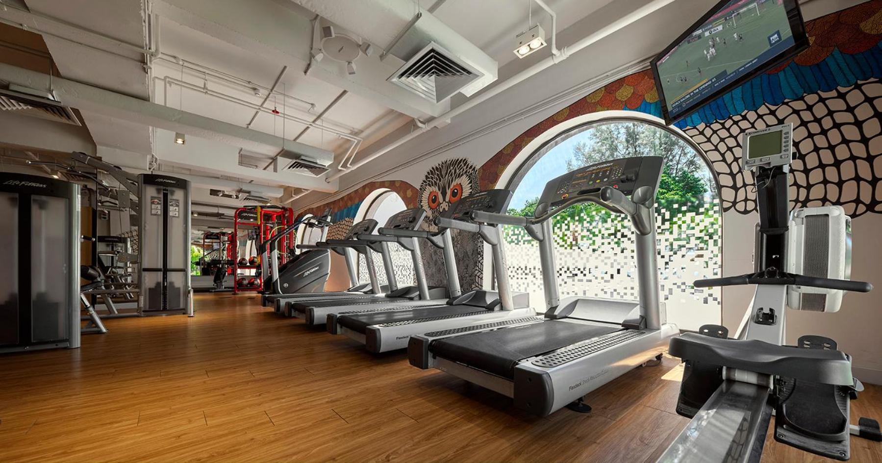 فندق منتجع بارك رويال بينانغ باتو فيرينغي المظهر الخارجي الصورة The gym at the hotel